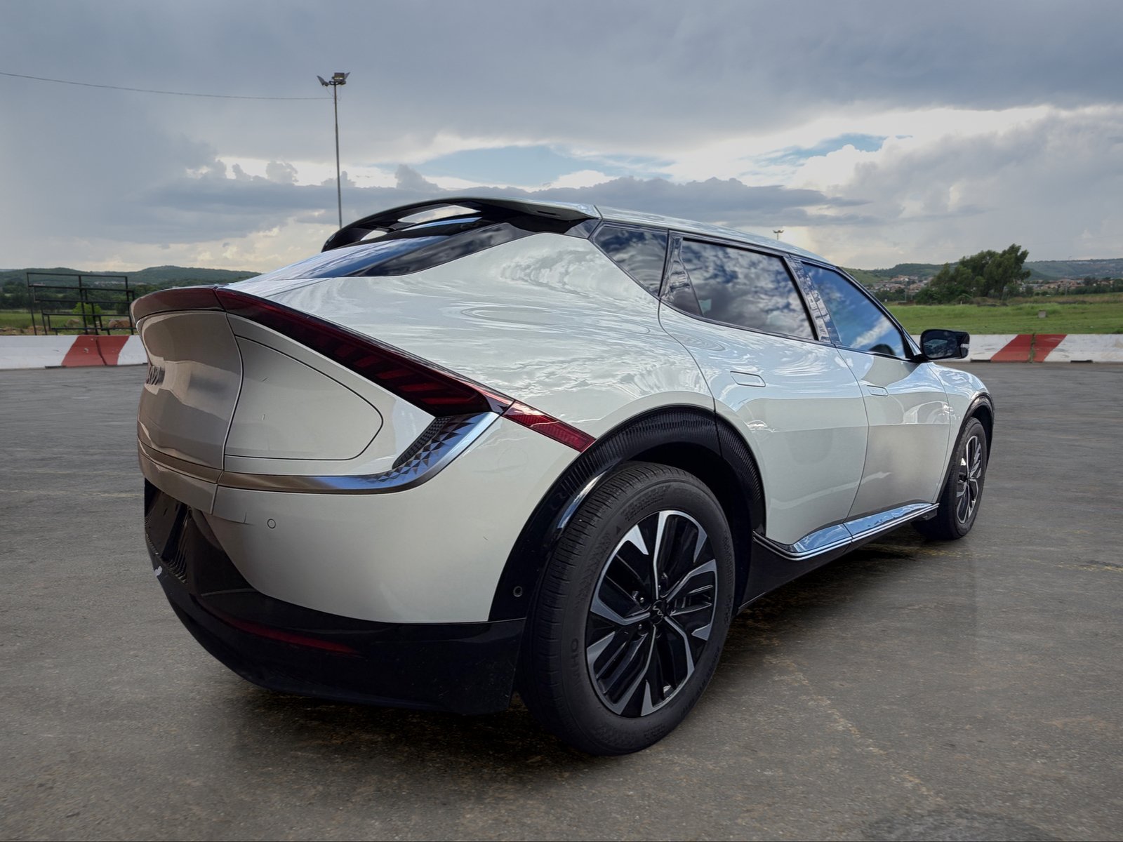 Certified 2024 Kia EV6 Wind w/ Wind Technology Package RWD image 3