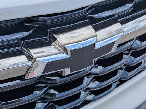 New 2026 Chevrolet Trax RS w/ Driver Confidence Package image 5