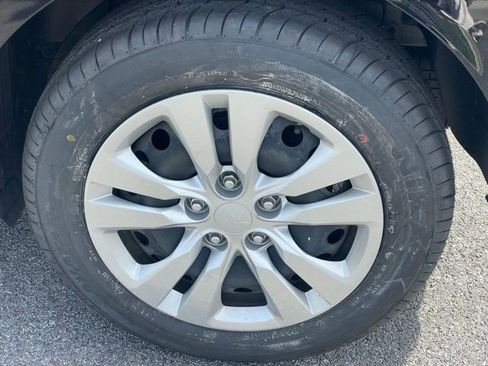 Used 2022 Kia Soul LX FWD image 26