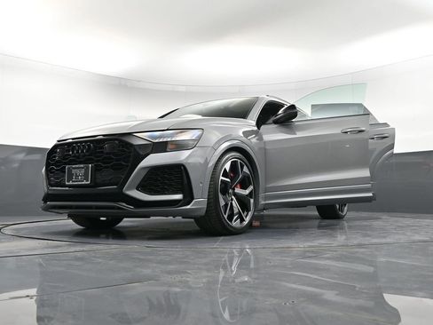 Used 2024 Audi RS Q8 image 42