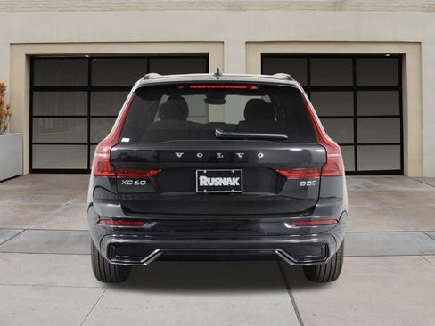 New 2026 Volvo XC60 B5 Core image 4