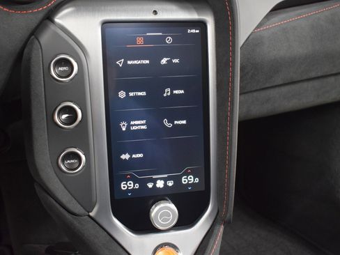 New 2025 McLaren 750S Spider image 28