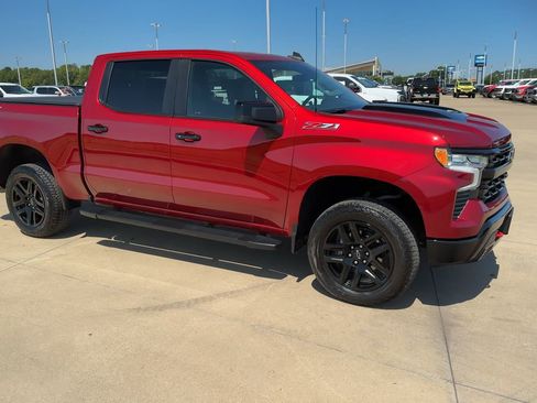 Used 2024 Chevrolet Silverado 1500 LT Trail Boss w/ Protection Package image 2
