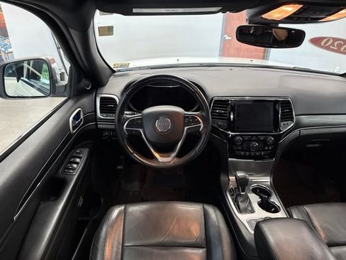Used 2020 Jeep Grand Cherokee Limited AWD/4WD image 43