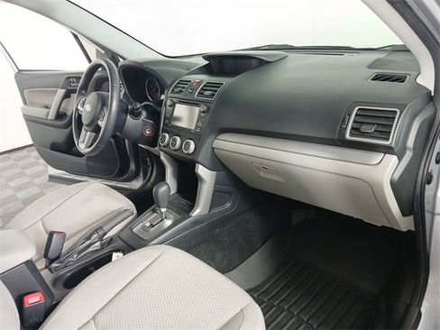 Used 2017 Subaru Forester 2.5i image 17