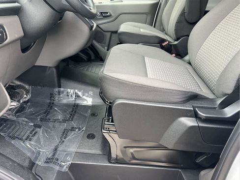 New 2026 Ford Transit 250 148 Medium Roof Extended AWD image 13