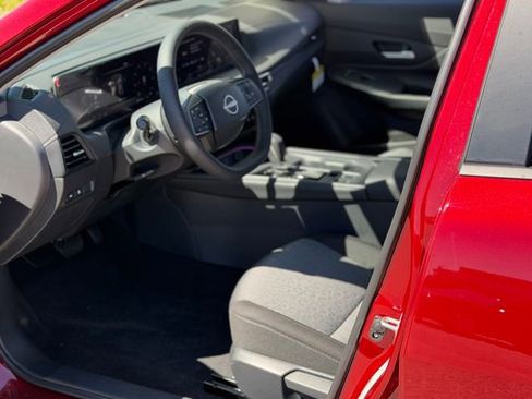 New 2026 Nissan Sentra SV w/ SV Convenience Package FWD image 11