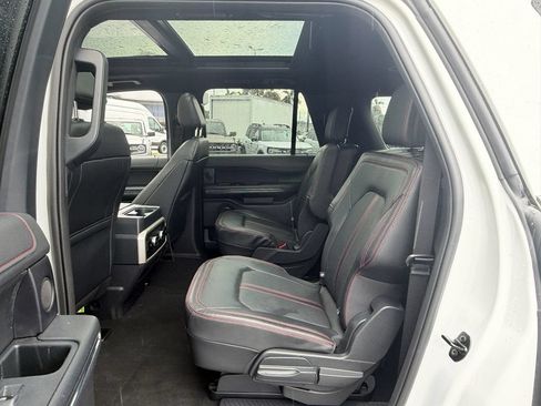 Used 2023 Ford Expedition Max Limited RWD image 11