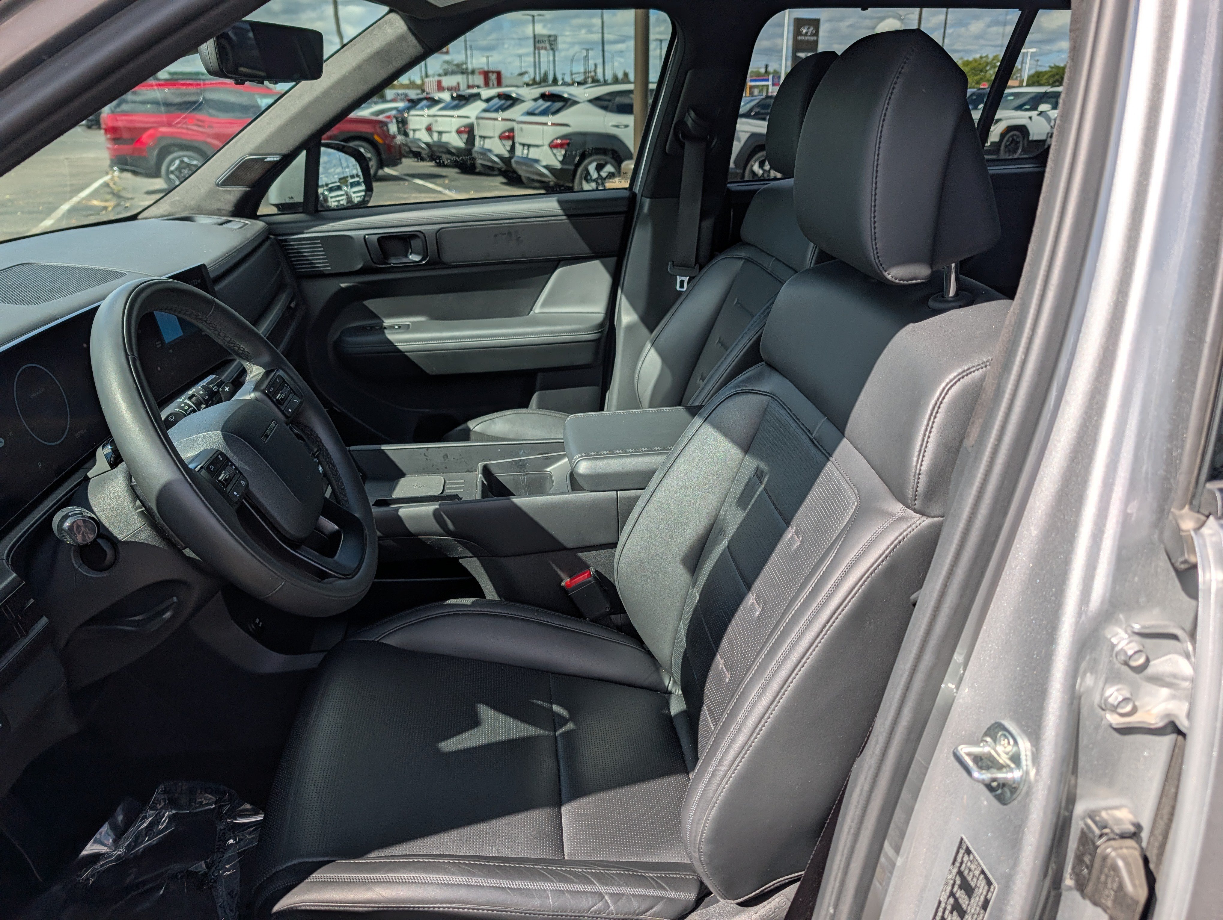 Used 2024 Hyundai Santa Fe Calligraphy AWD/4WD image 11