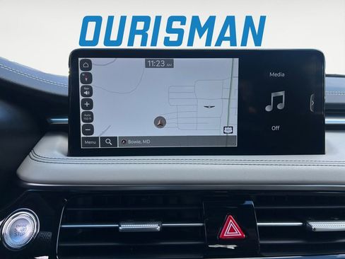 Used 2026 Genesis G70 2.5T image 19