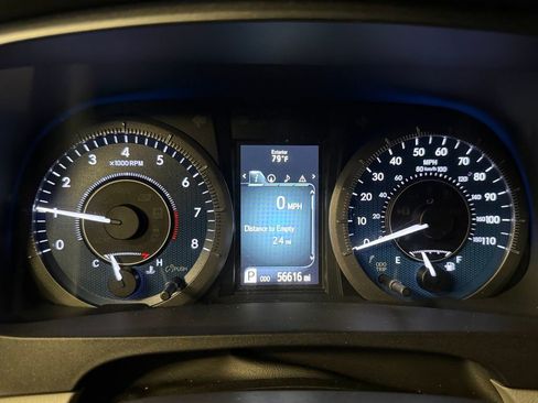 Used 2017 Toyota Sienna XLE Premium AWD/4WD image 10