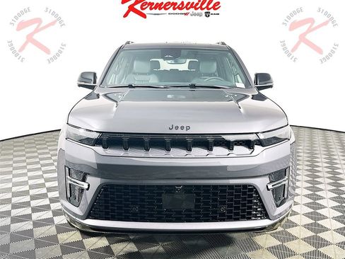 New 2026 Jeep Grand Wagoneer Limited image 2