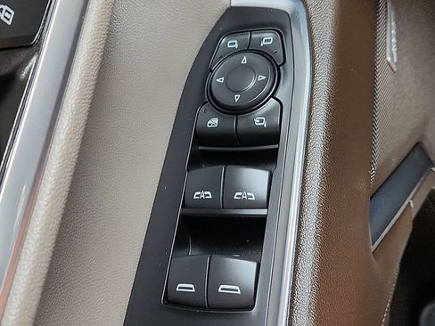 Used 2023 Chevrolet Silverado 1500 LTZ w/ LTZ Convenience Package II AWD/4WD image 22