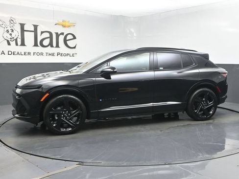 Used 2024 Chevrolet Equinox EV RS FWD image 33