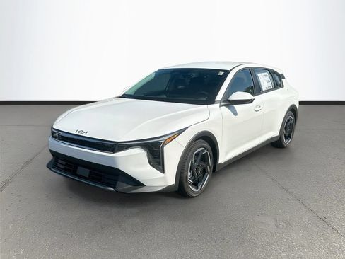 New 2026 Kia K4 EX FWD image 3