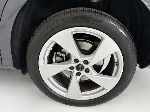 Certified 2025 Audi Q5 Premium Plus w/ Premium Plus image 30