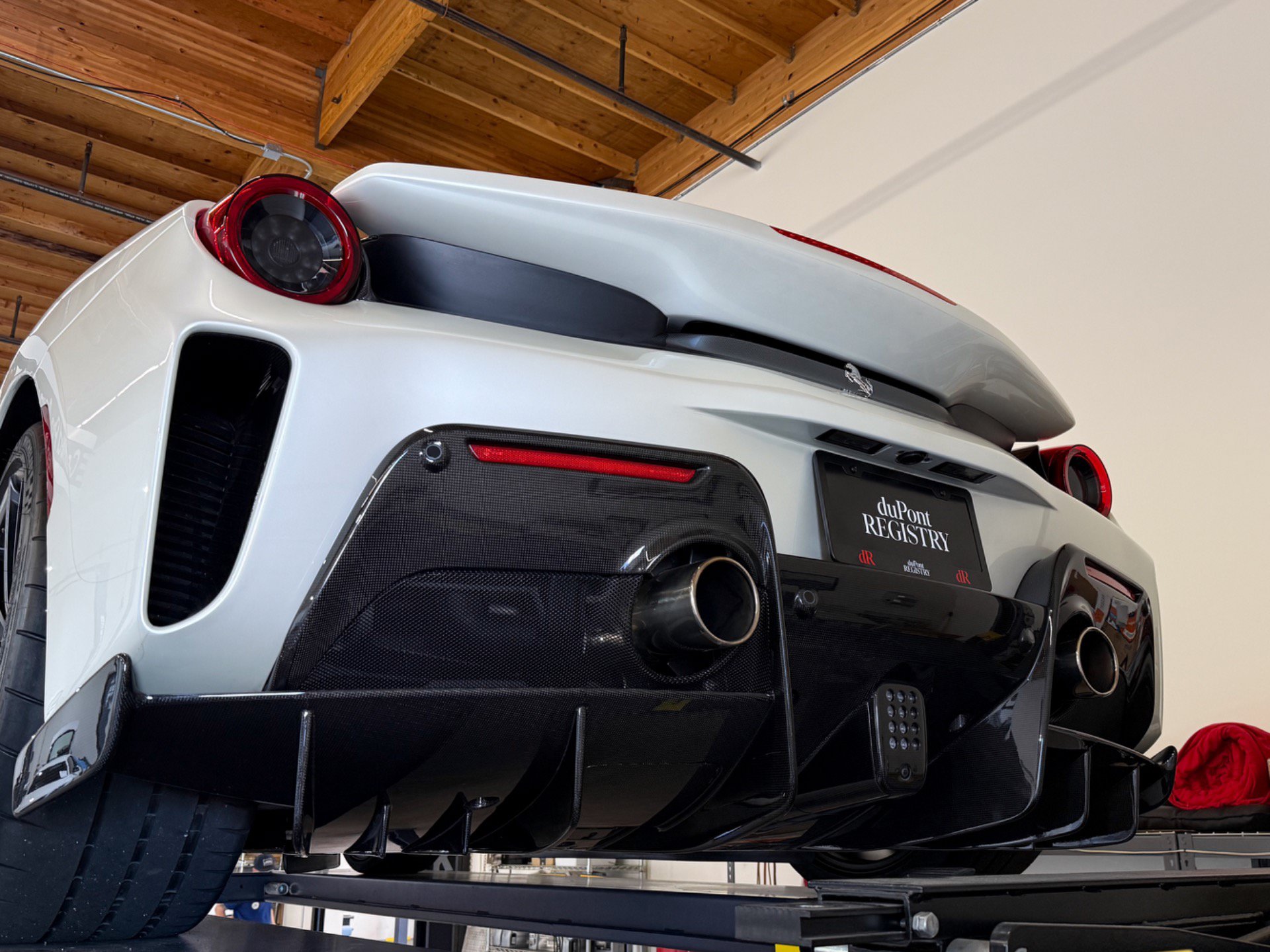 Used 2020 Ferrari 488 Pista Coupe RWD image 90