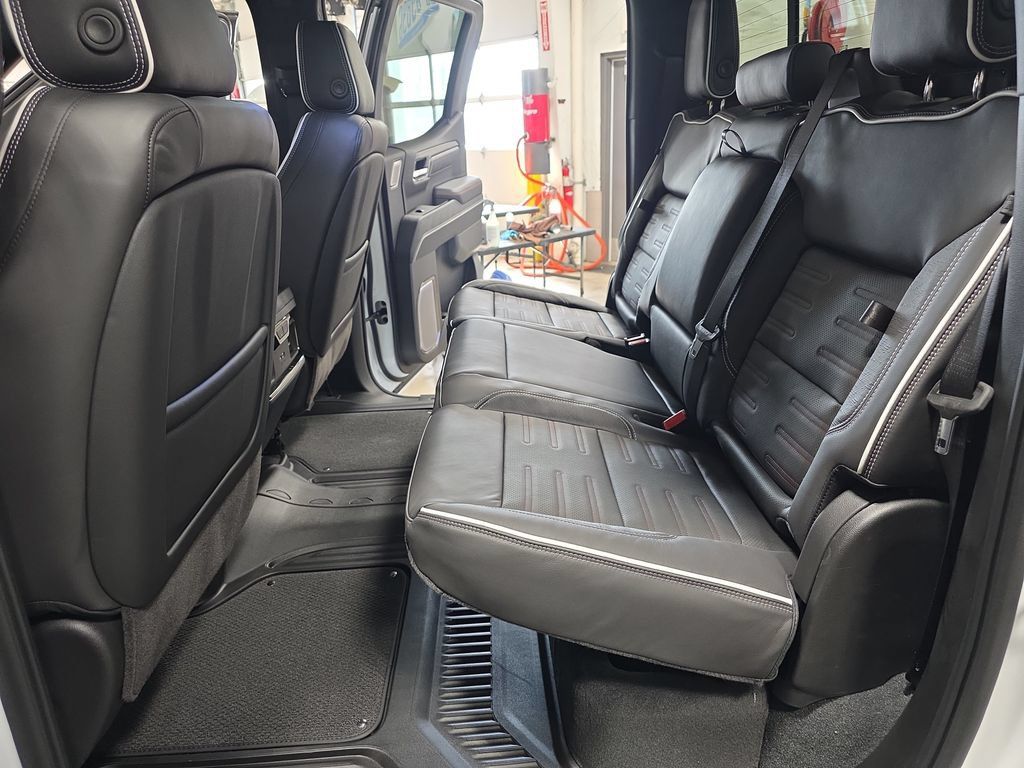 New 2026 GMC Sierra 1500 AT4X AWD/4WD image 13