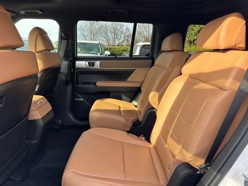 New 2026 Hyundai Santa Fe Limited FWD image 9