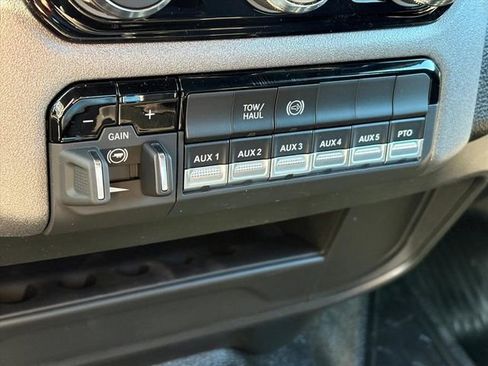 New 2026 RAM 3500 Tradesman image 18