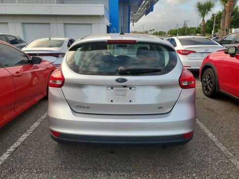 Used 2015 Ford Focus SE image 5