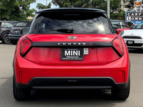 Used 2025 MINI Cooper S FWD image 4