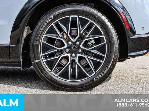 Used 2024 Ford Mustang Mach-E Premium image 17