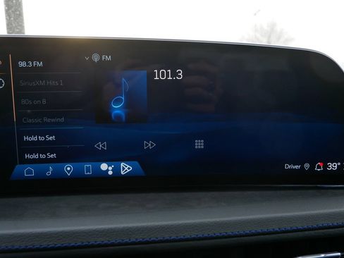 Used 2024 Cadillac XT4 Sport AWD/4WD image 18