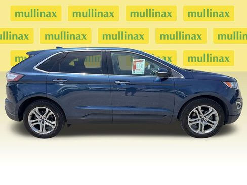 Used 2017 Ford Edge Titanium FWD image 2