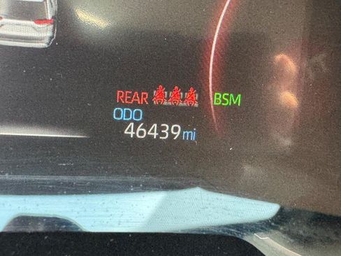 Used 2025 Toyota RAV4 XLE AWD/4WD image 23