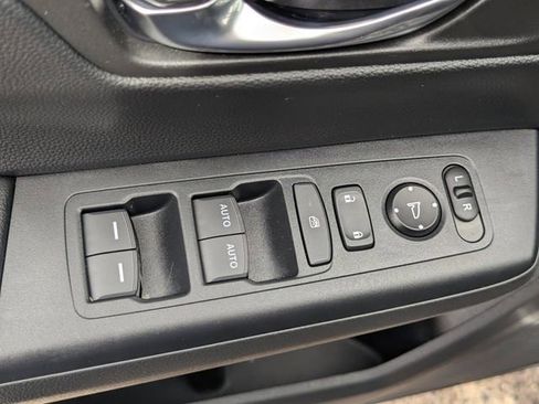 Used 2025 Honda CR-V Sport image 24
