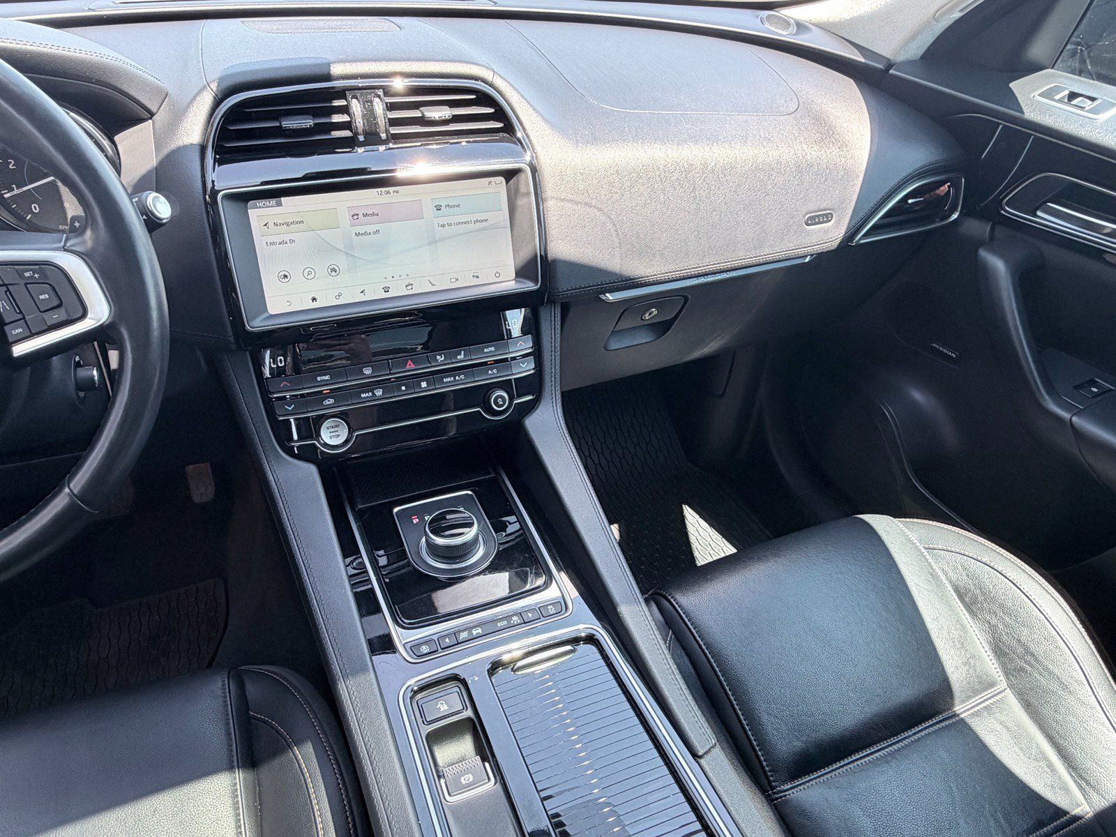 Used 2020 Jaguar F-PACE Prestige AWD/4WD image 11