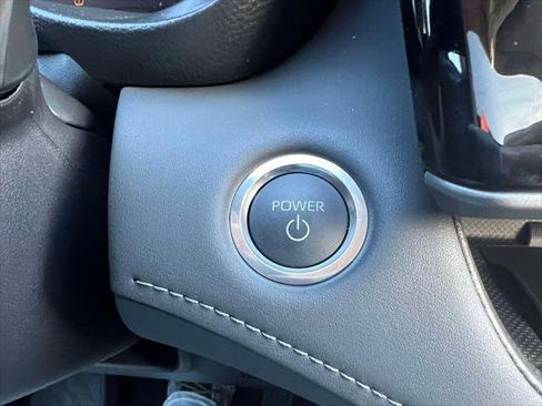 Certified 2025 Toyota Highlander Limited image 29