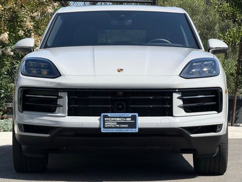 Used 2026 Porsche Cayenne AWD/4WD image 10
