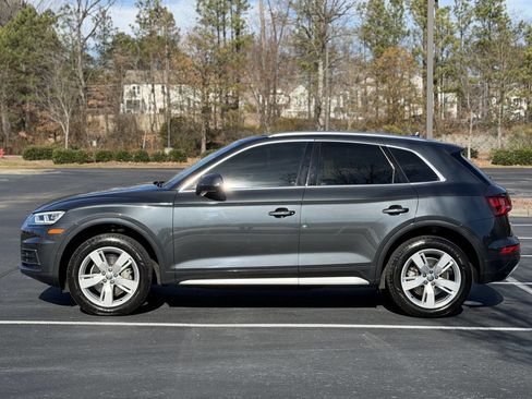 Used 2019 Audi Q5 2.0T Premium Plus w/ Premium Plus Package image 4