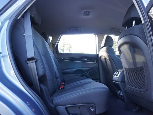 Used 2020 Kia Sorento L image 33