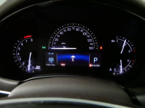 Used 2017 Cadillac XTS Luxury w/ Driver Awareness Package image 32