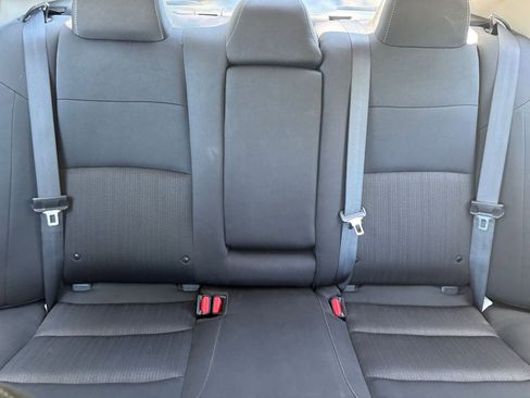 Used 2025 Nissan Altima 2.5 SV FWD image 39