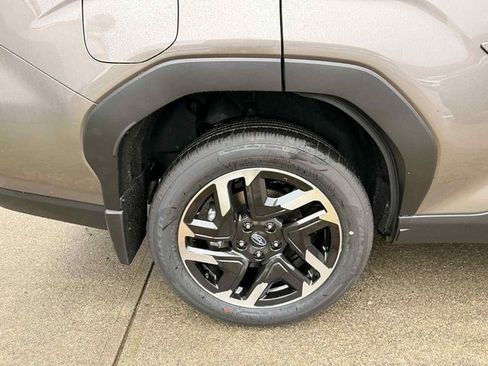 New 2025 Subaru Forester Limited image 10
