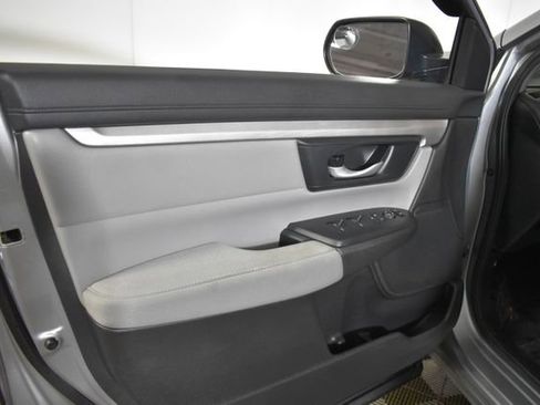 Used 2020 Honda CR-V LX image 7