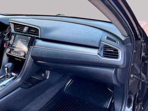 Used 2018 Honda Civic EX image 19