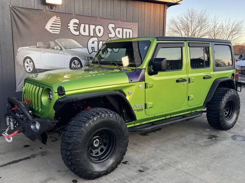 Used 2018 Jeep Wrangler Unlimited Sport S image 5