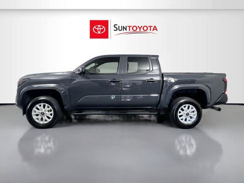 Used 2025 Toyota Tacoma SR w/ SR Upgrade Package image 7