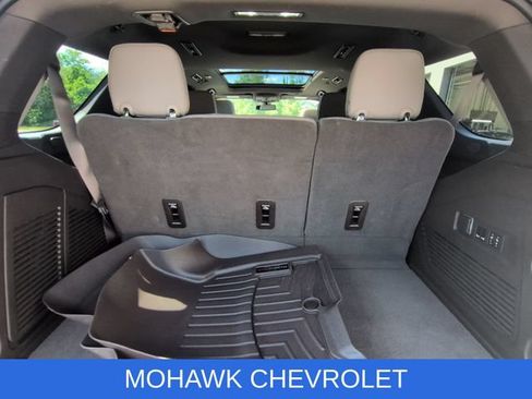 Used 2022 Chevrolet Tahoe LT w/ Luxury Package AWD/4WD image 28