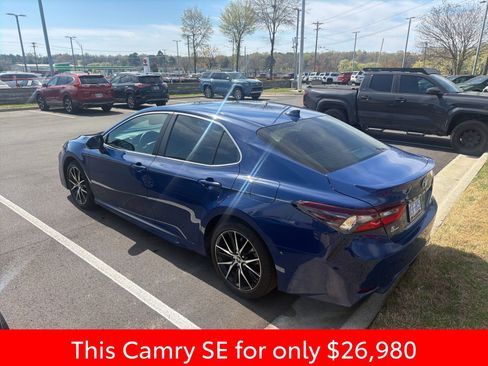 Used 2023 Toyota Camry SE image 21
