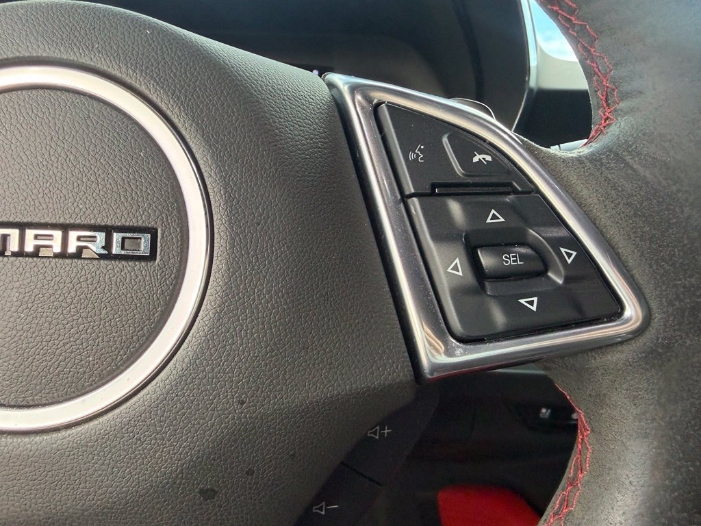 Used 2022 Chevrolet Camaro ZL1 RWD image 19