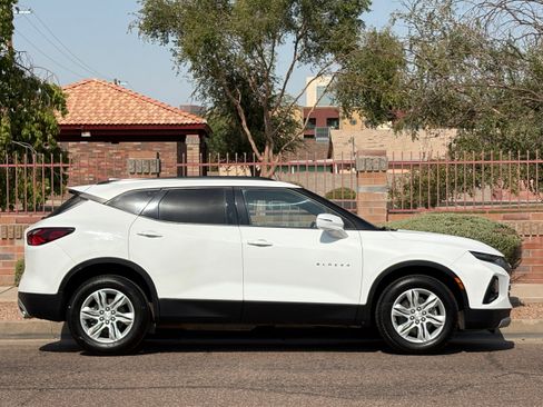 Used 2020 Chevrolet Blazer LT FWD image 9