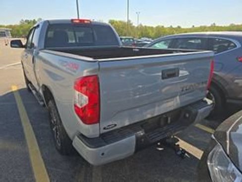 Used 2018 Toyota Tundra Limited w/ Limited Premium Package AWD/4WD image 4