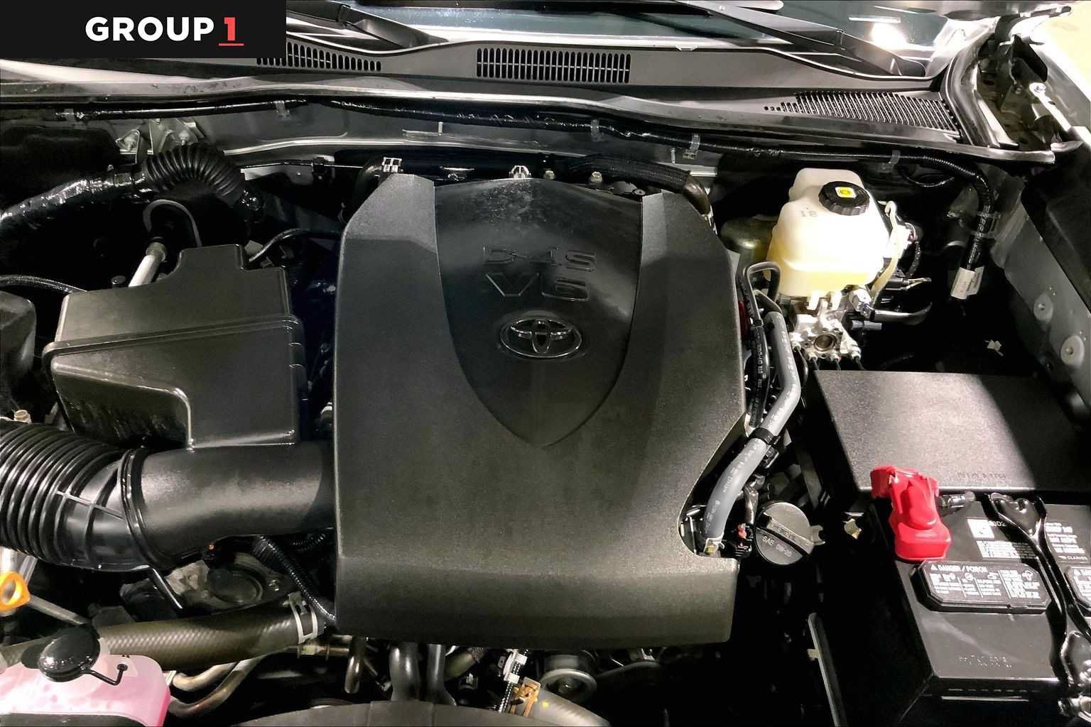 Certified 2023 Toyota Tacoma TRD Off-Road AWD/4WD image 33