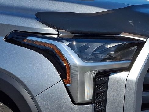 Used 2023 Toyota Tundra SR5 w/ SR5 Premium Package AWD/4WD image 9
